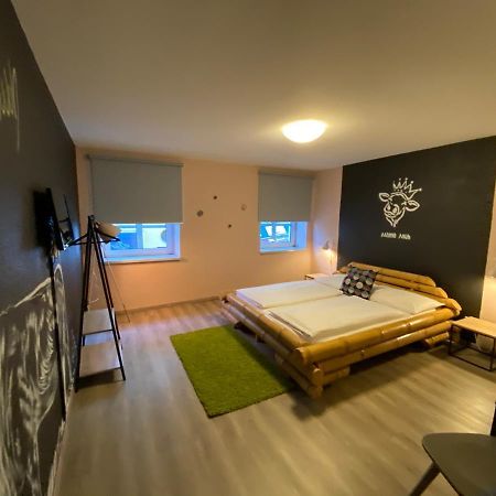Mama Muh Self-Check-In Hotel Linz Exterior photo